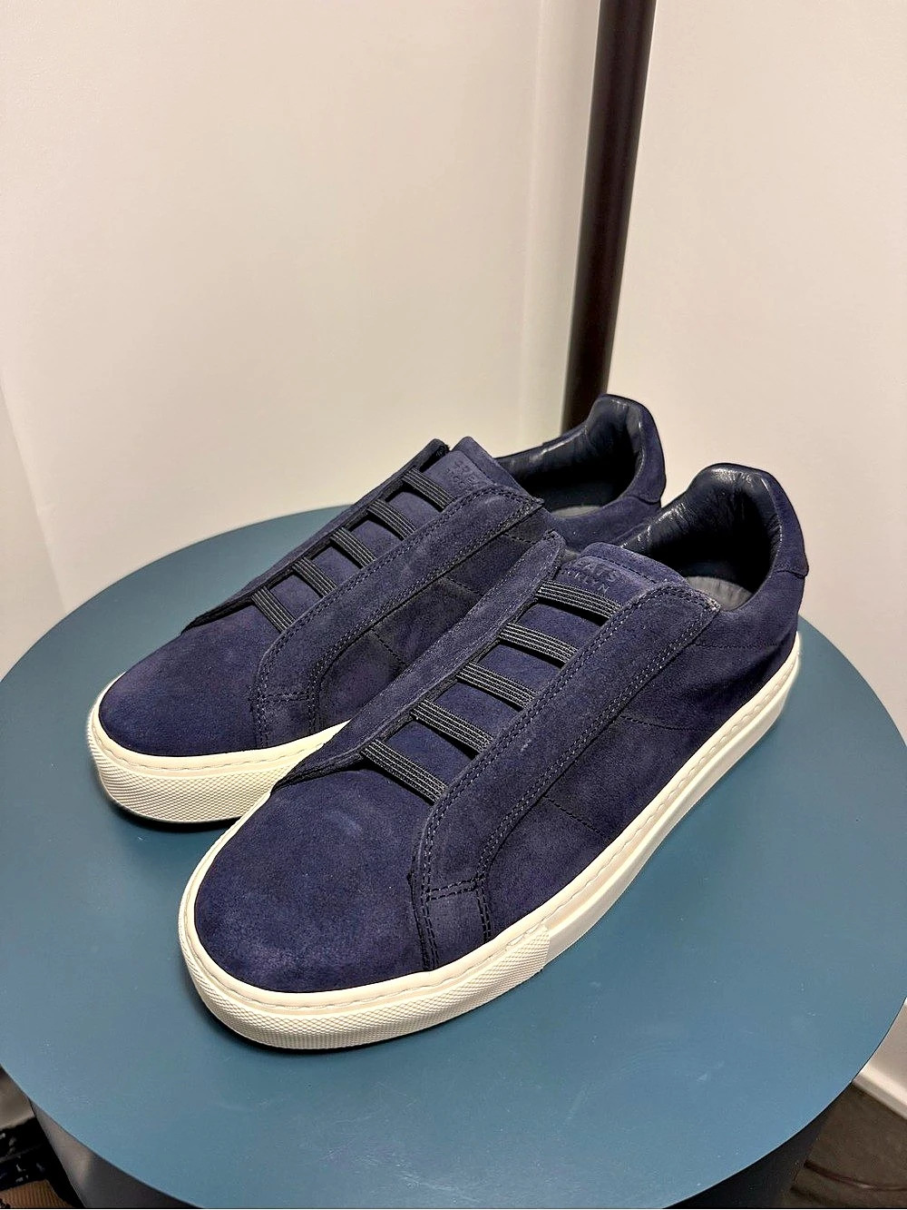 GREATS Royale Slip-On 2.0 Men's Blue & White Sneakers US 7 Like New